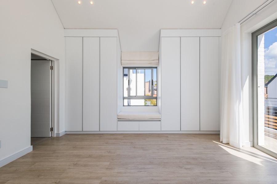 3 Bedroom Property for Sale in Whale Rock Western Cape